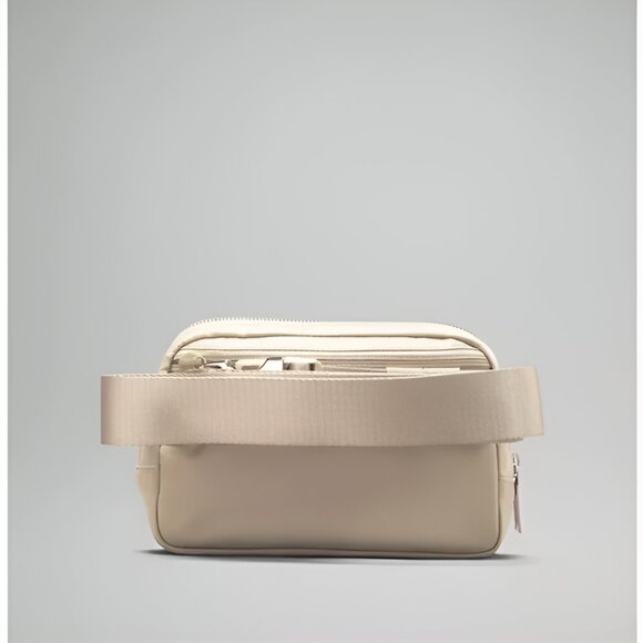 Lululemon Everywhere Belt Bag White Opal Trench Neutral Crossbody Travel O/S - Picture 4 of 16